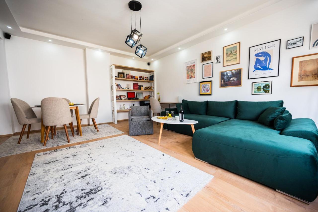 Spacious And Bright 2Bdr Apartment In The Old Town SJJ Exterior foto