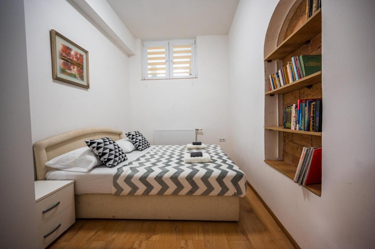 Spacious And Bright 2Bdr Apartment In The Old Town SJJ Exterior foto